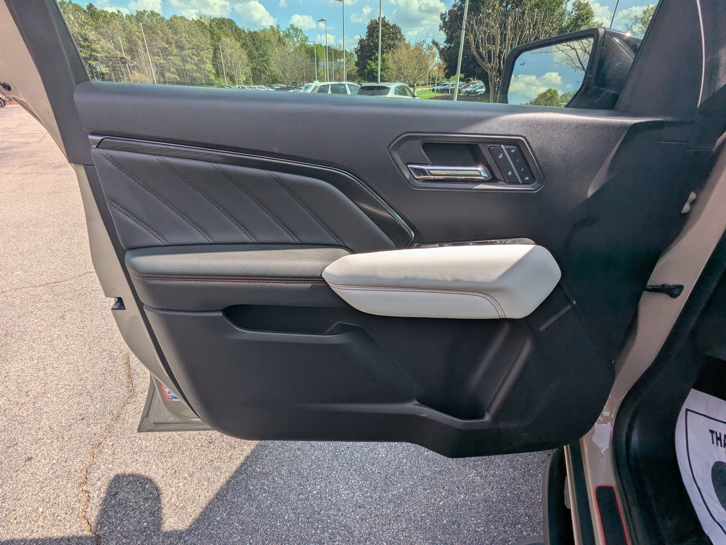 2023 GMC Canyon AT4X - Photo 16