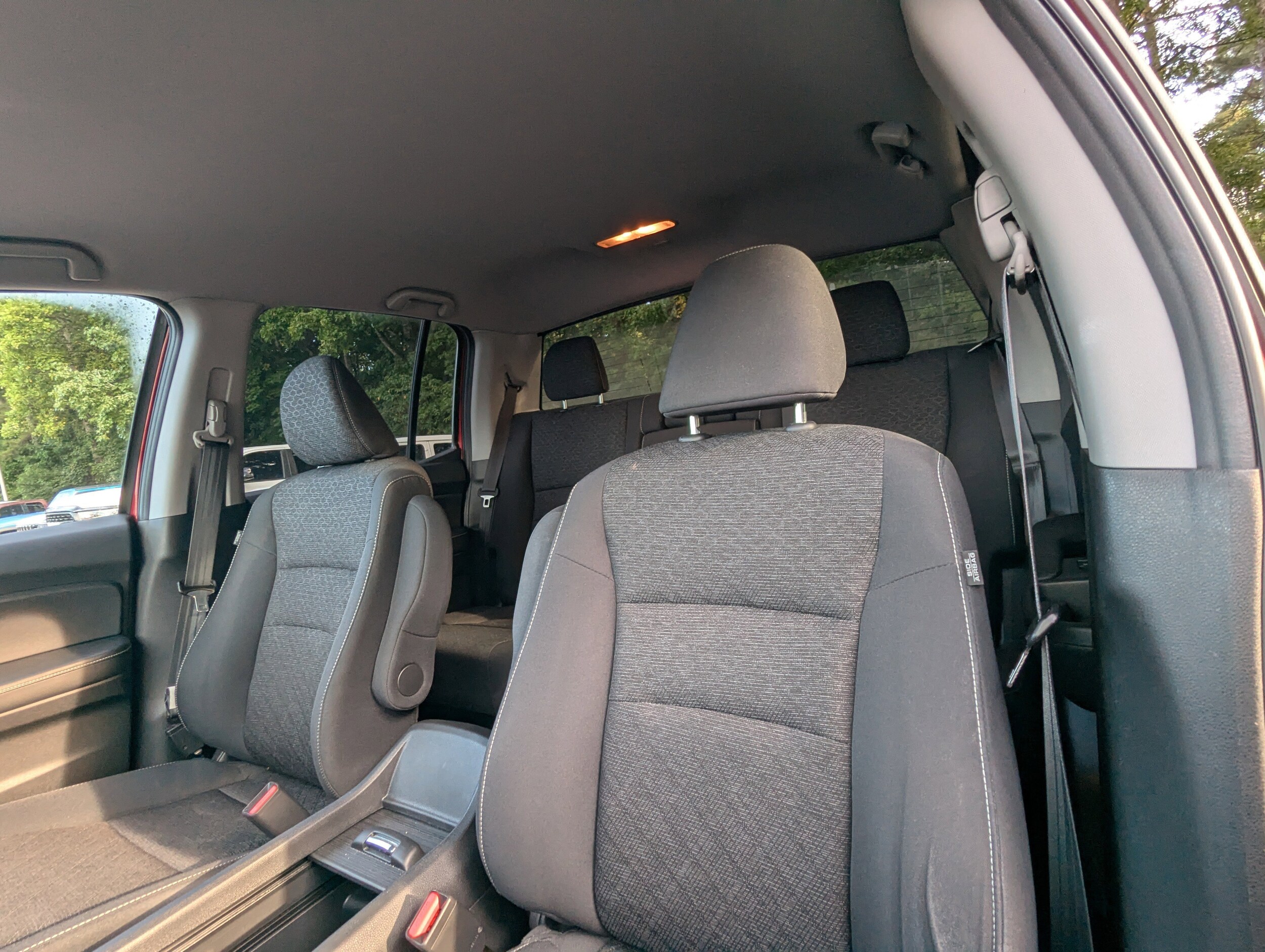 2021 Honda Ridgeline Sport photo 2