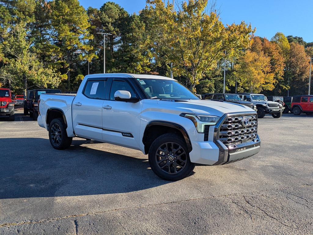 Used 2022 Toyota Tundra 4WD Platinum Hybrid Platinum Hybrid CrewMax 5.5 Bed