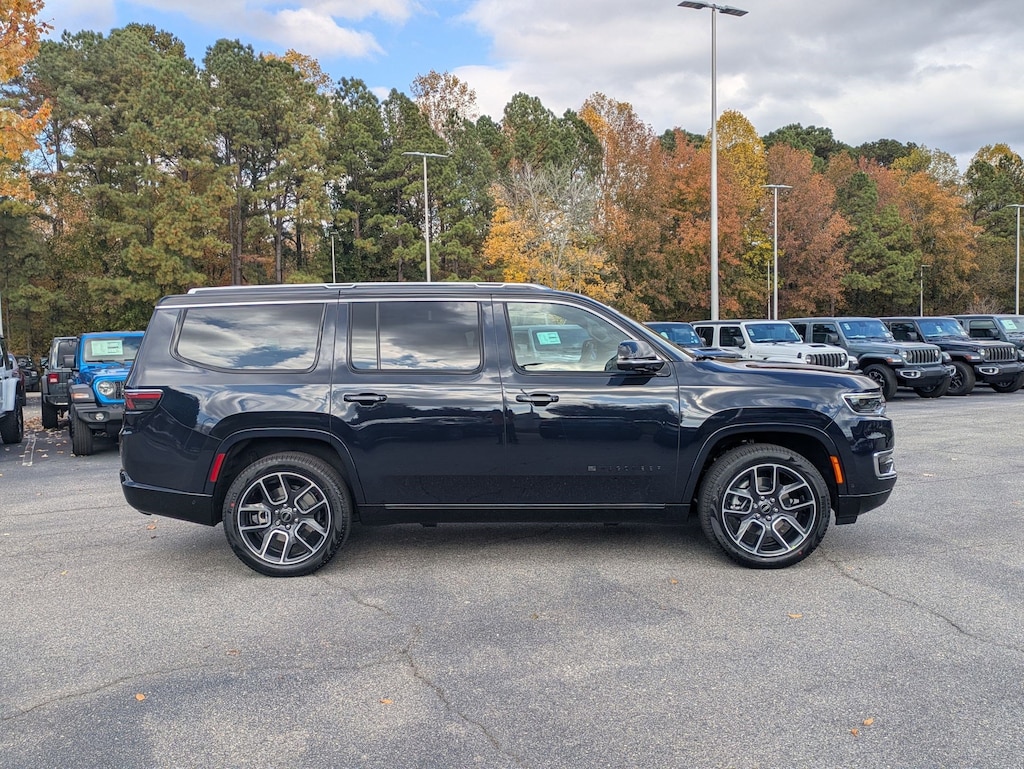 New 2025 Jeep Wagoneer SUPER 4X4 Sport Utility