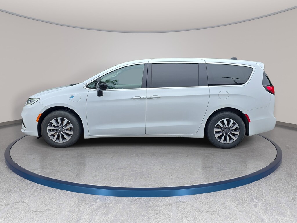 Used 2024 Chrysler Pacifica Hybrid Select Hybrid Select FWD