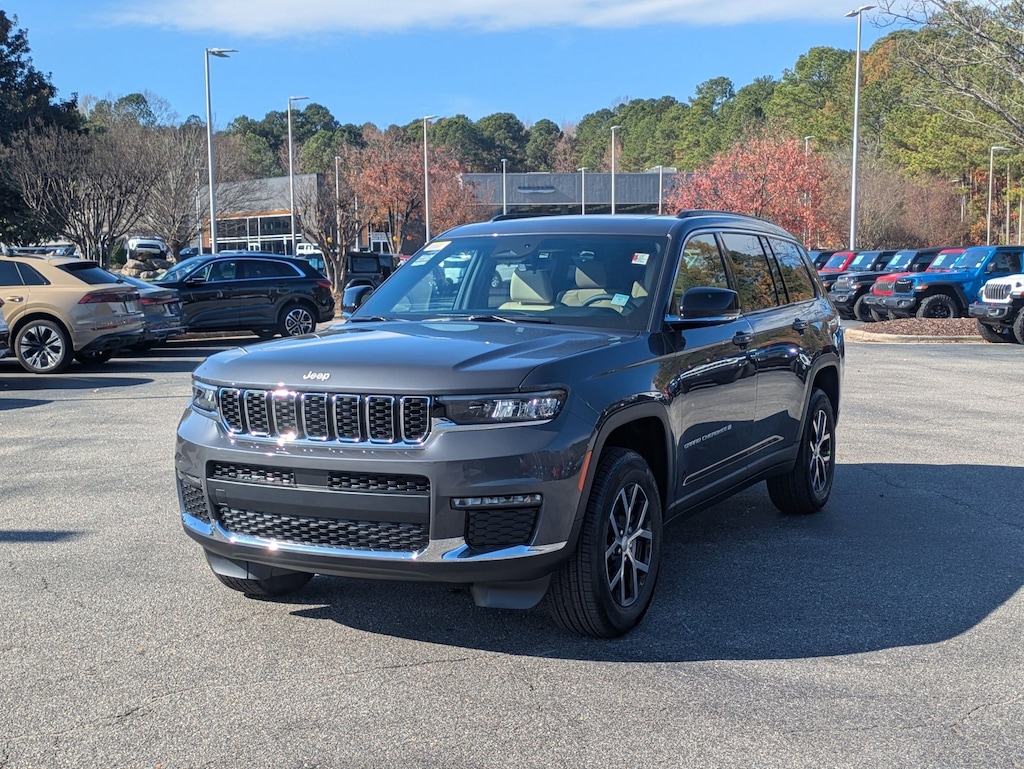 New 2025 Jeep Grand Cherokee L LIMITED 4X4 Sport Utility