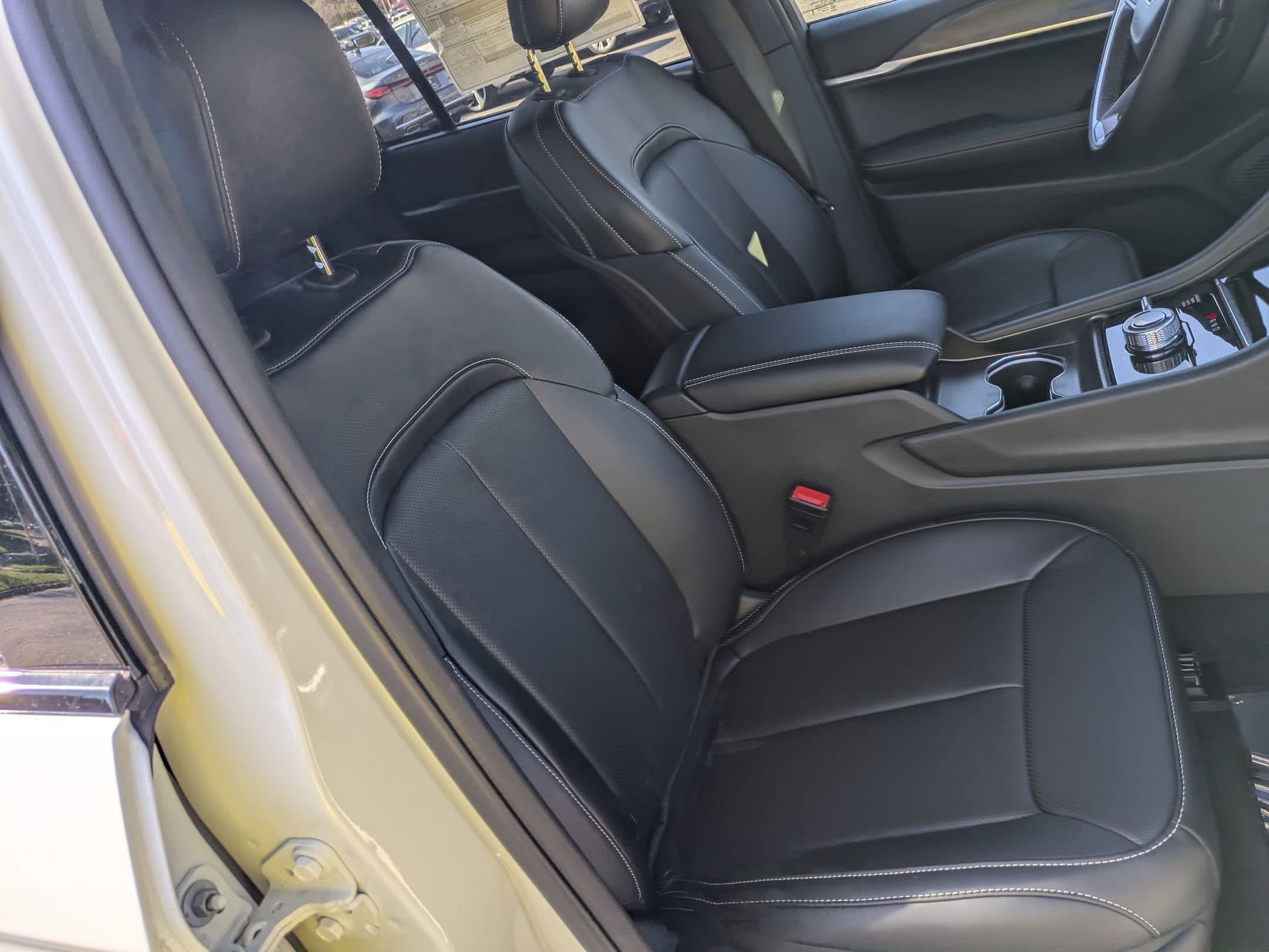 2025 Jeep Grand Cherokee Limited - Photo 29