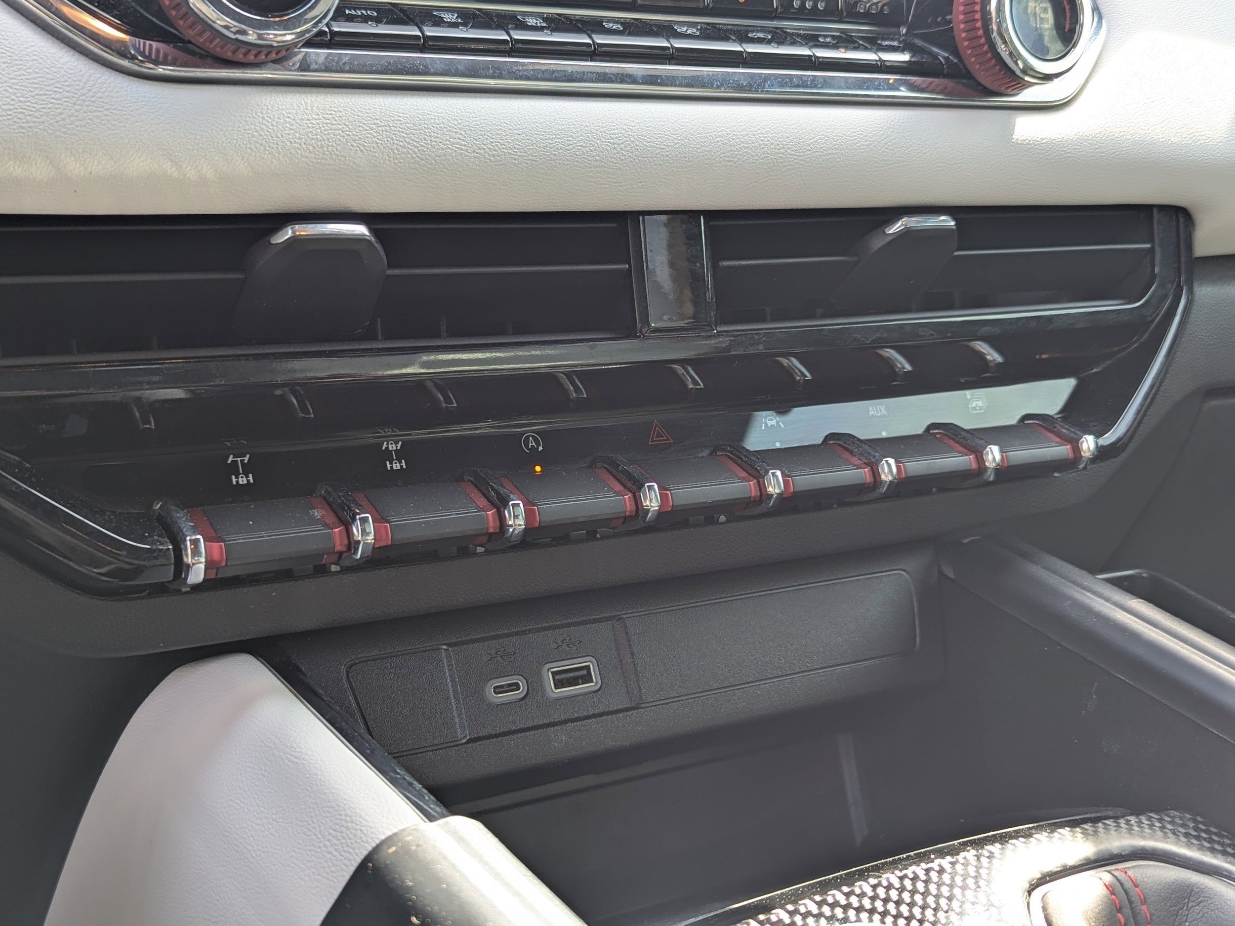 2023 GMC Canyon AT4X - Photo 24