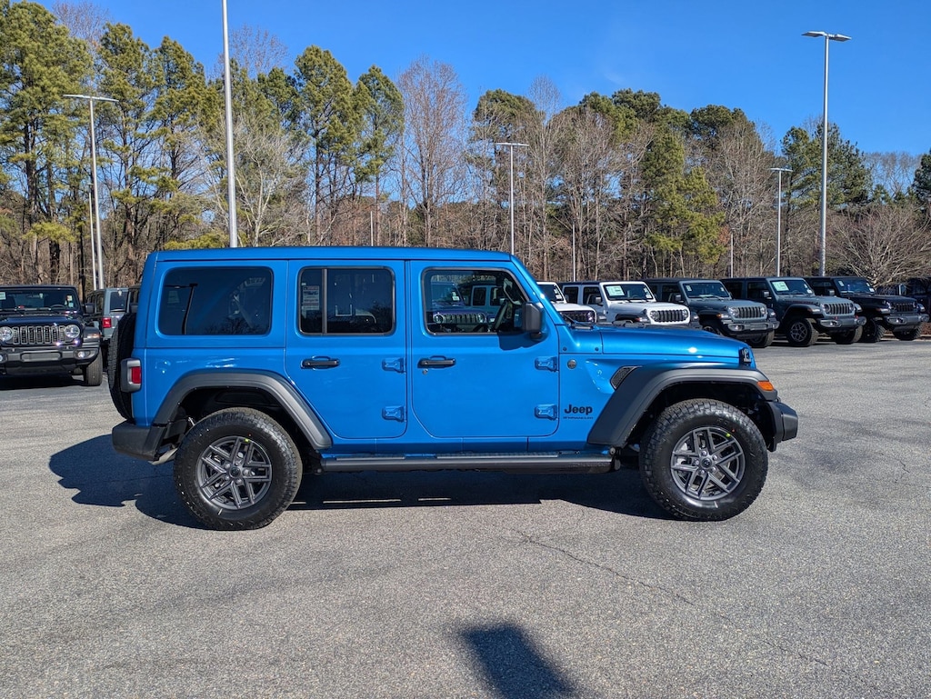New 2026 Jeep Wrangler 4-DOOR SPORT S Sport Utility