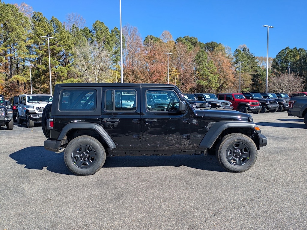 New 2026 Jeep Wrangler 4-DOOR SPORT Sport Utility