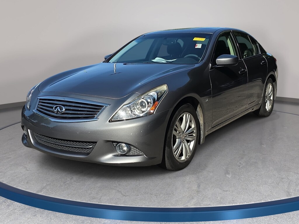 Used 2015 INFINITI Q40 Sedan