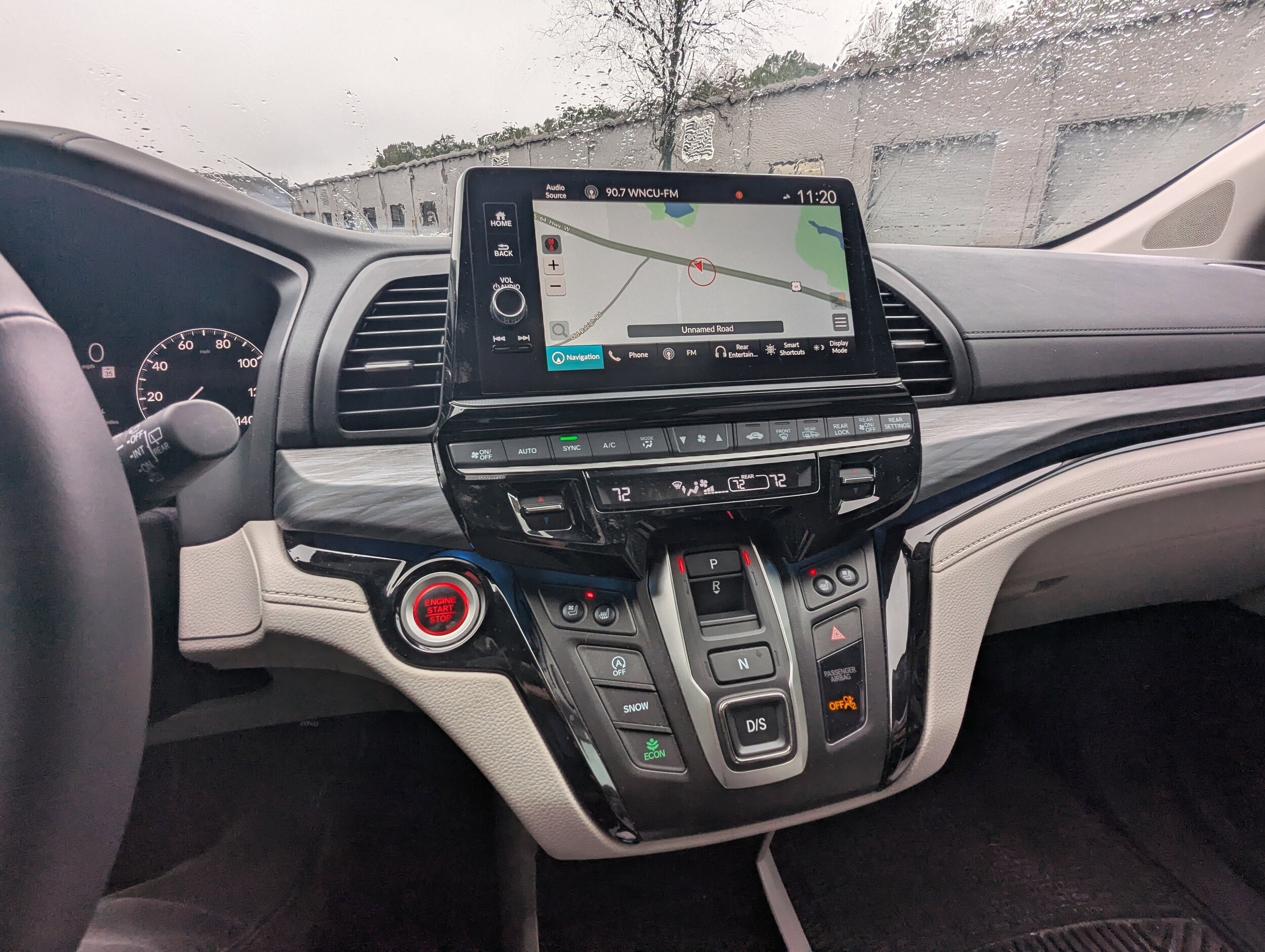 2025 Honda Odyssey Elite photo 3