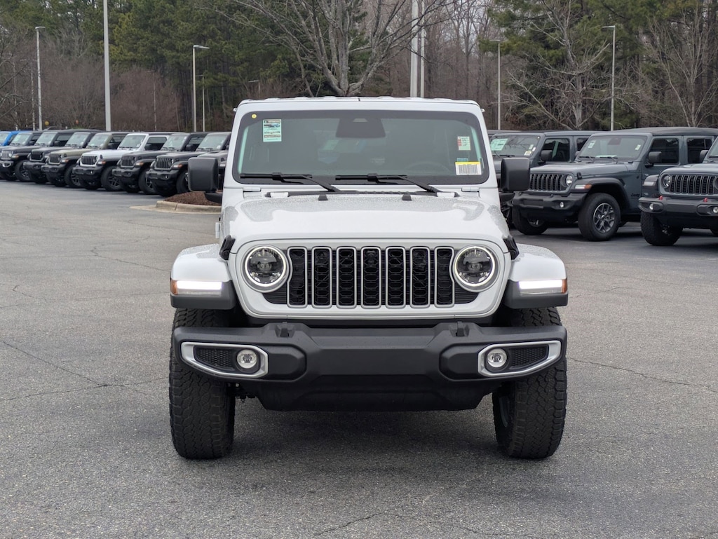 New 2026 Jeep Wrangler 4-DOOR SAHARA Sport Utility