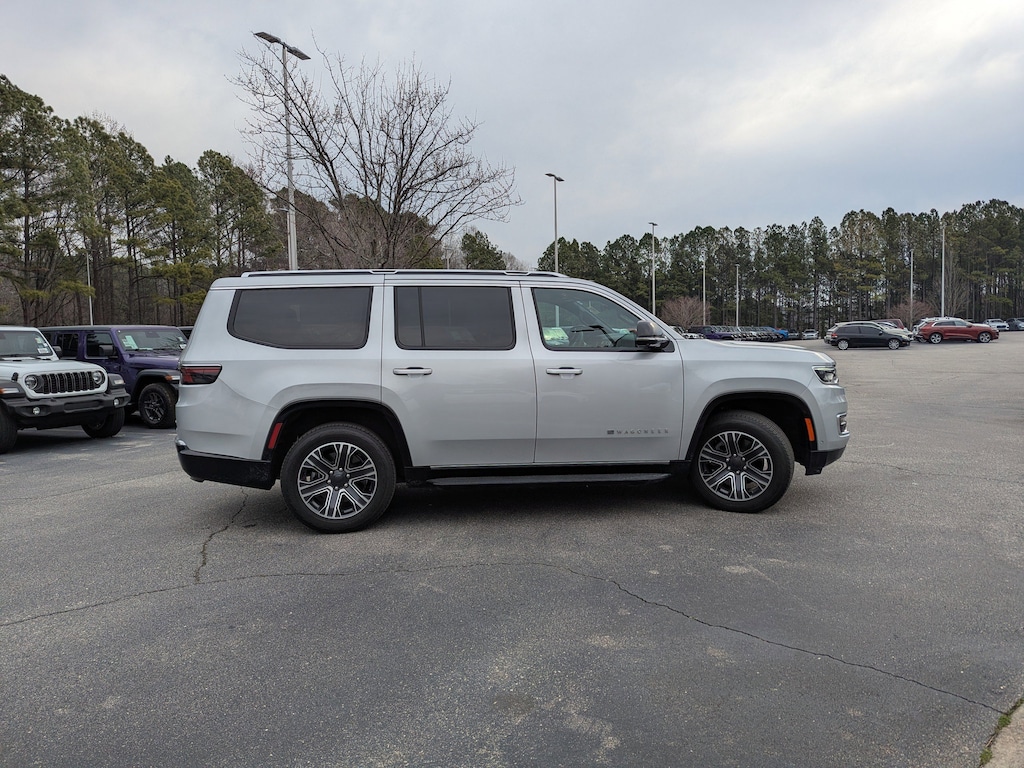 Used 2024 Jeep Wagoneer Series II Series II 4x4