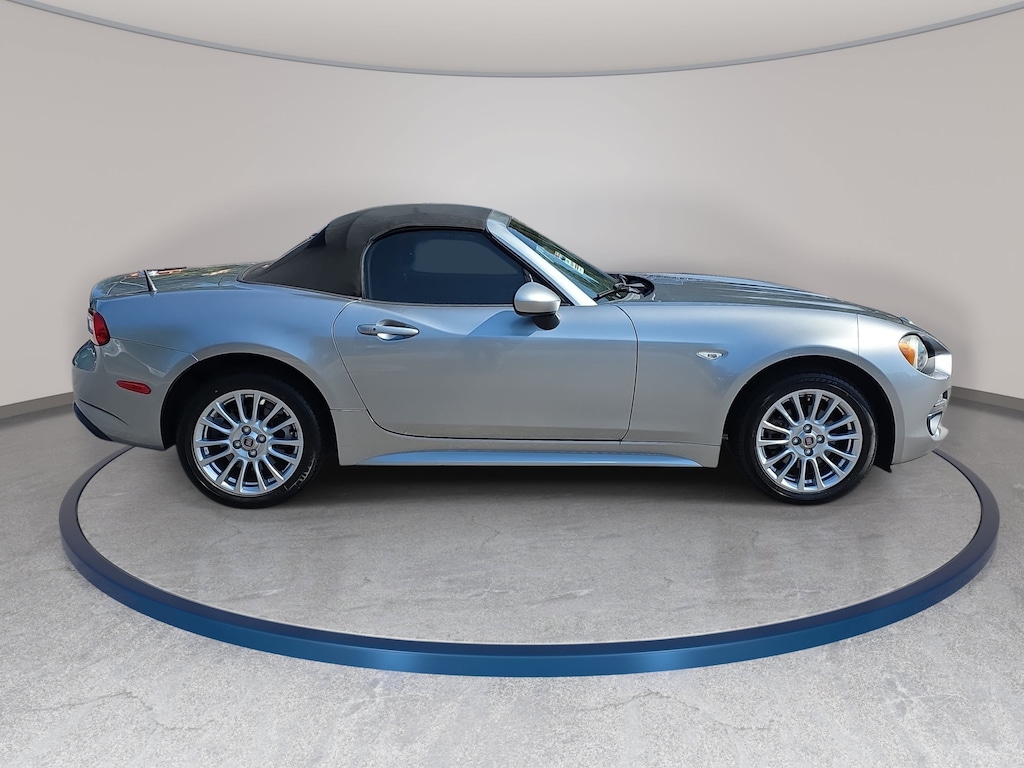 Used 2017 FIAT 124 Spider Classica Convertible