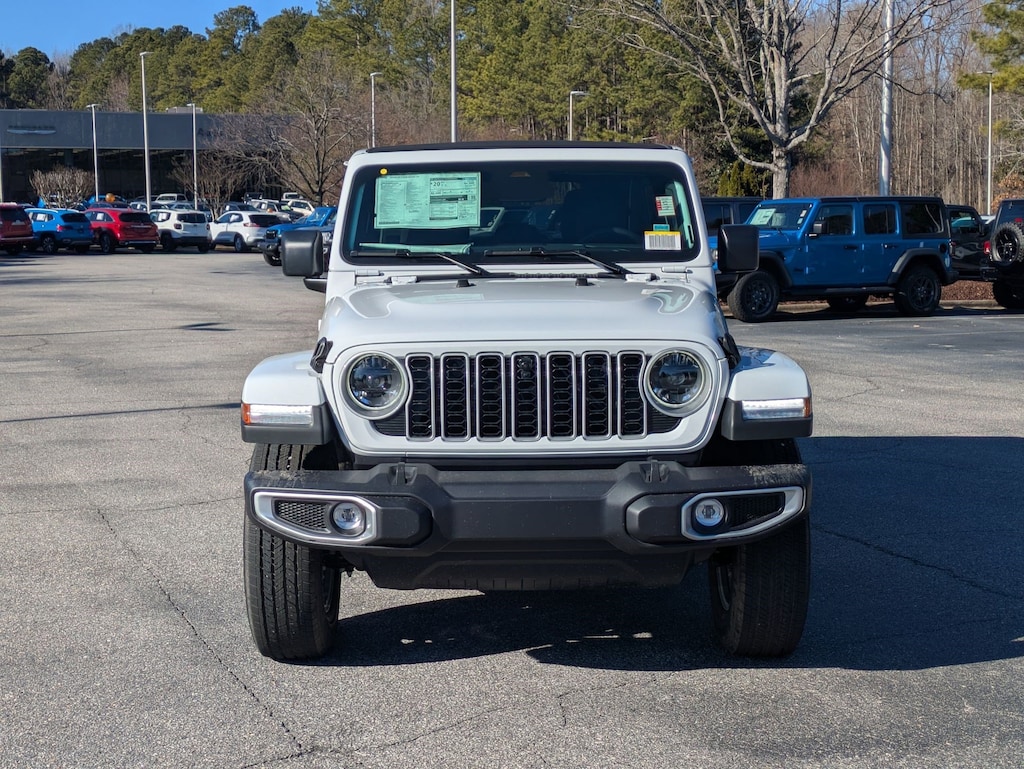 New 2026 Jeep Wrangler 4-DOOR SAHARA Sport Utility