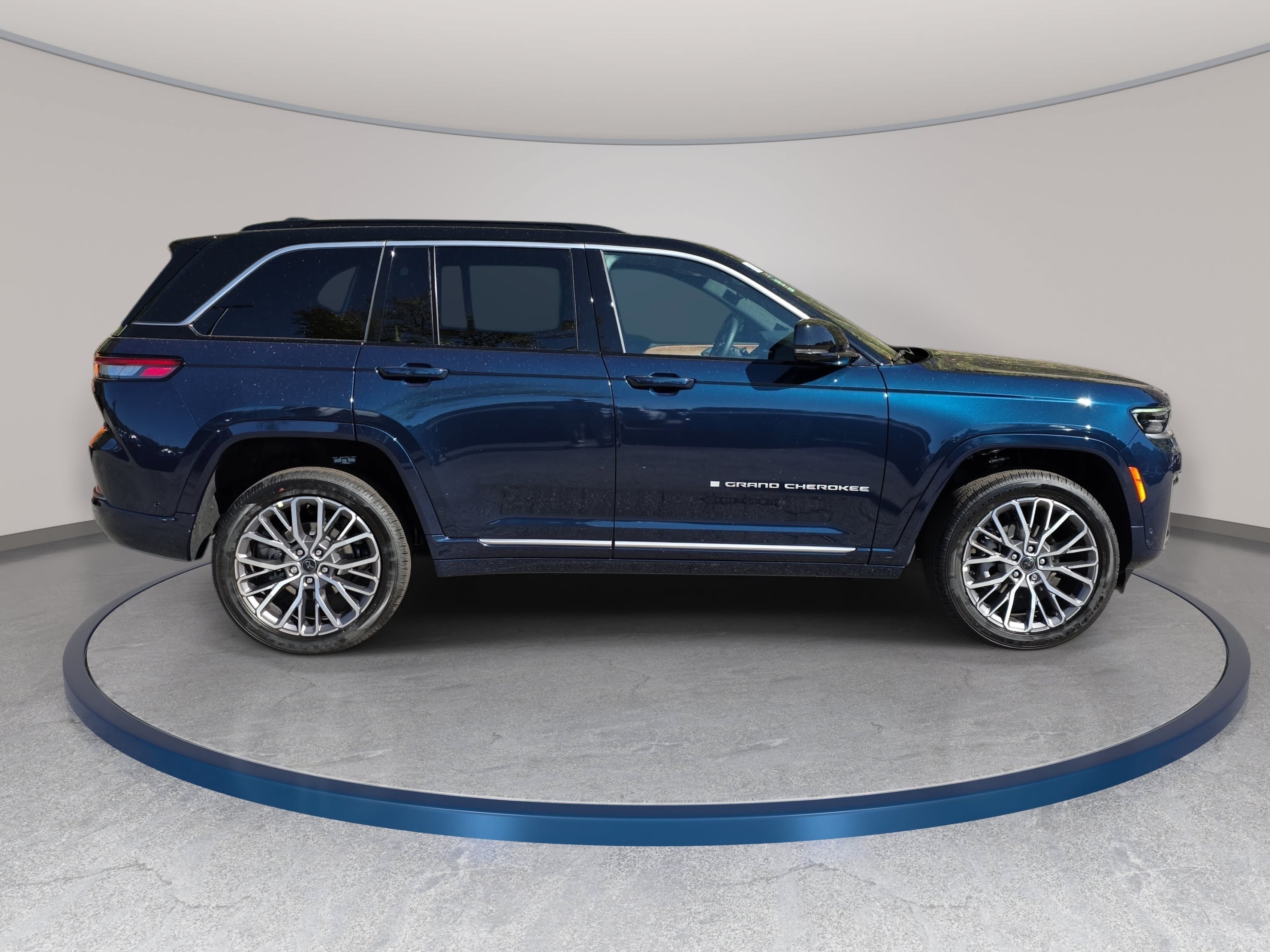 New 2027 Jeep Grand Cherokee 2 Row SUMMIT 4X4 Sport Utility