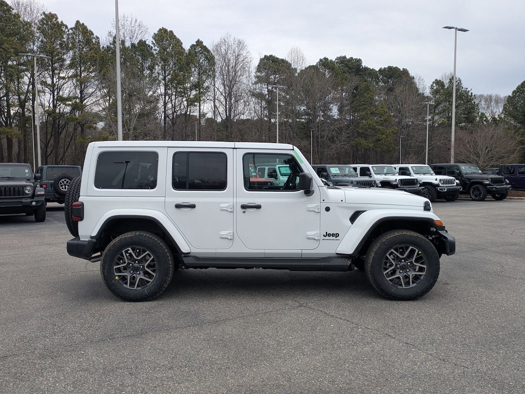 New 2026 Jeep Wrangler 4-DOOR SAHARA Sport Utility