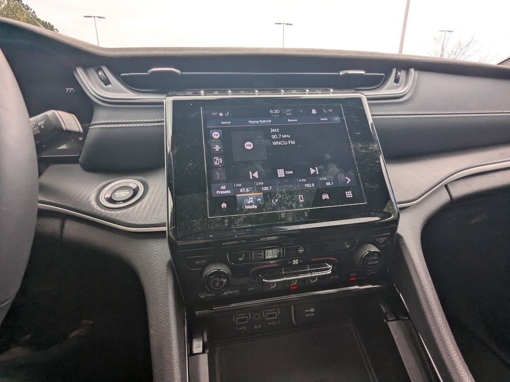 Used 2023 Jeep Grand Cherokee L Altitude Altitude 4x2