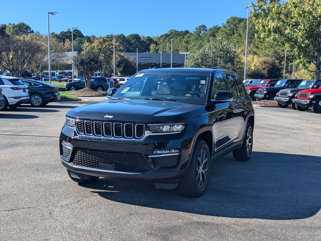 New 2025 Jeep Grand Cherokee LIMITED 4X2 Sport Utility