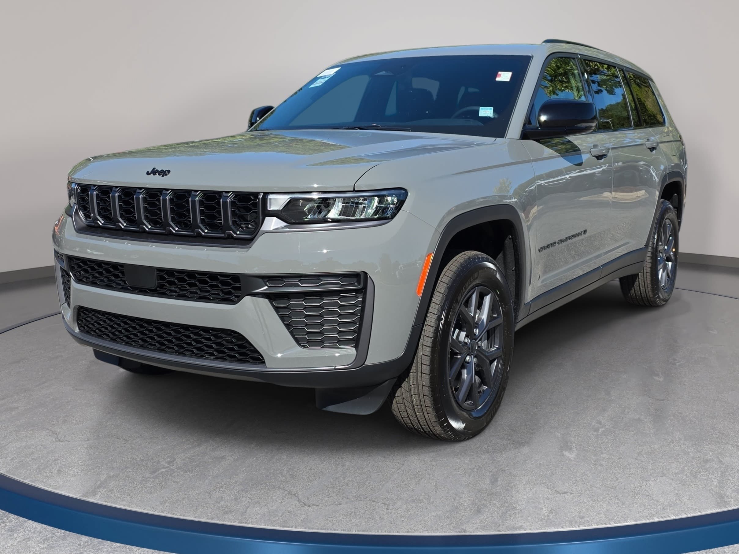 New 2027 Jeep Grand Cherokee L 3 Row LAREDO 4X4 Sport Utility