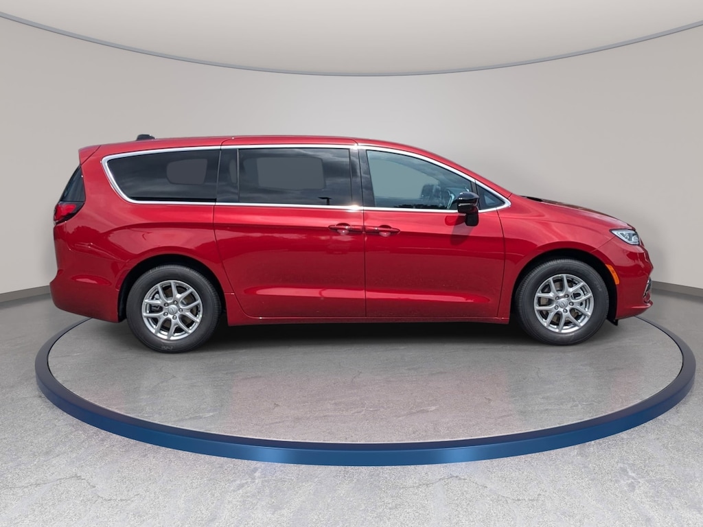New 2026 Chrysler Pacifica SELECT Passenger Van