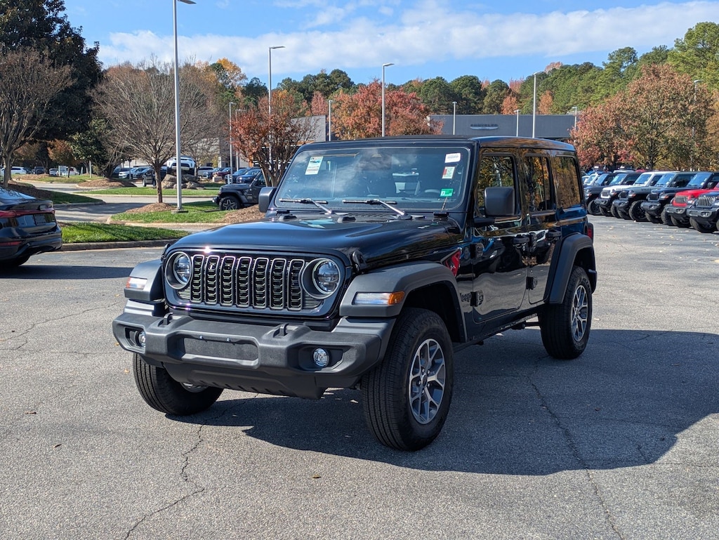 New 2025 Jeep Wrangler 4-DOOR SPORT S Sport Utility