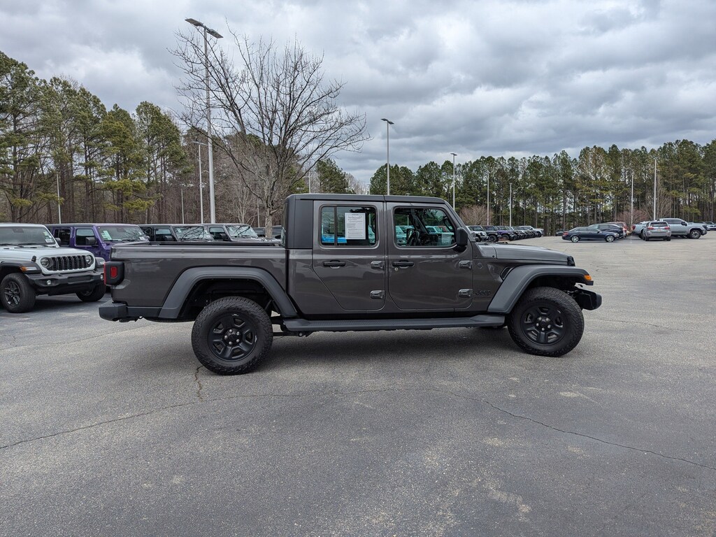 Used 2024 Jeep Gladiator Sport Sport 4x4