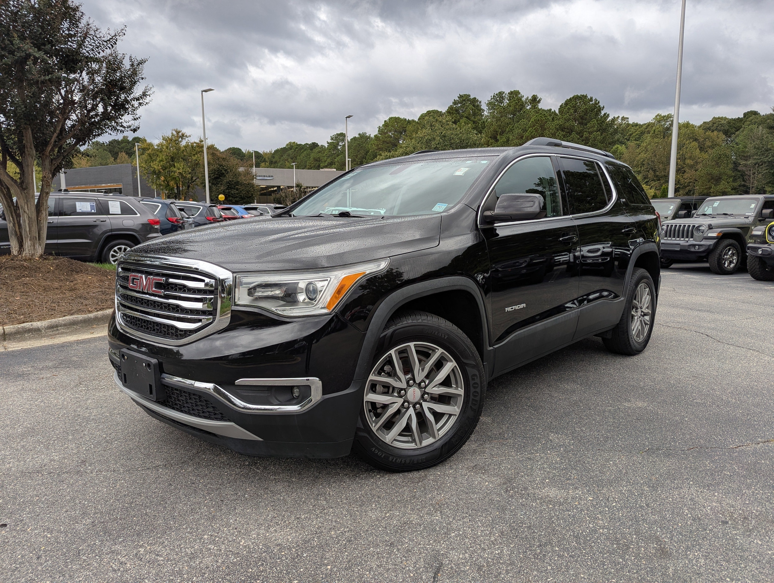 2018 GMC Acadia SLE-2