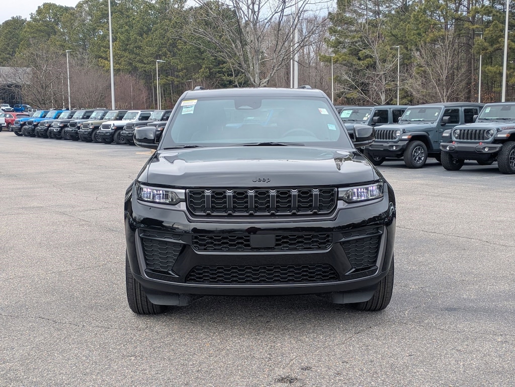 New 2026 Jeep Grand Cherokee ALTITUDE 4X4 Sport Utility