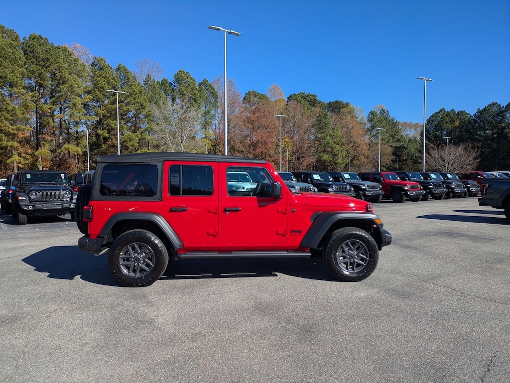 New 2026 Jeep Wrangler 4-DOOR SPORT S Sport Utility