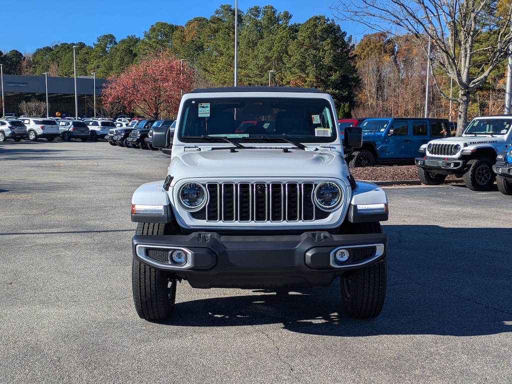 New 2026 Jeep Wrangler 4-DOOR SAHARA Sport Utility