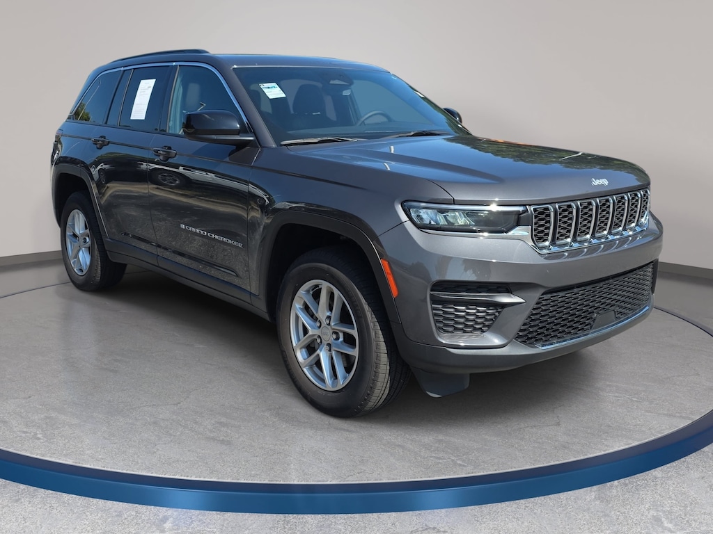 Used 2025 Jeep Grand Cherokee Laredo X Laredo X 4x2