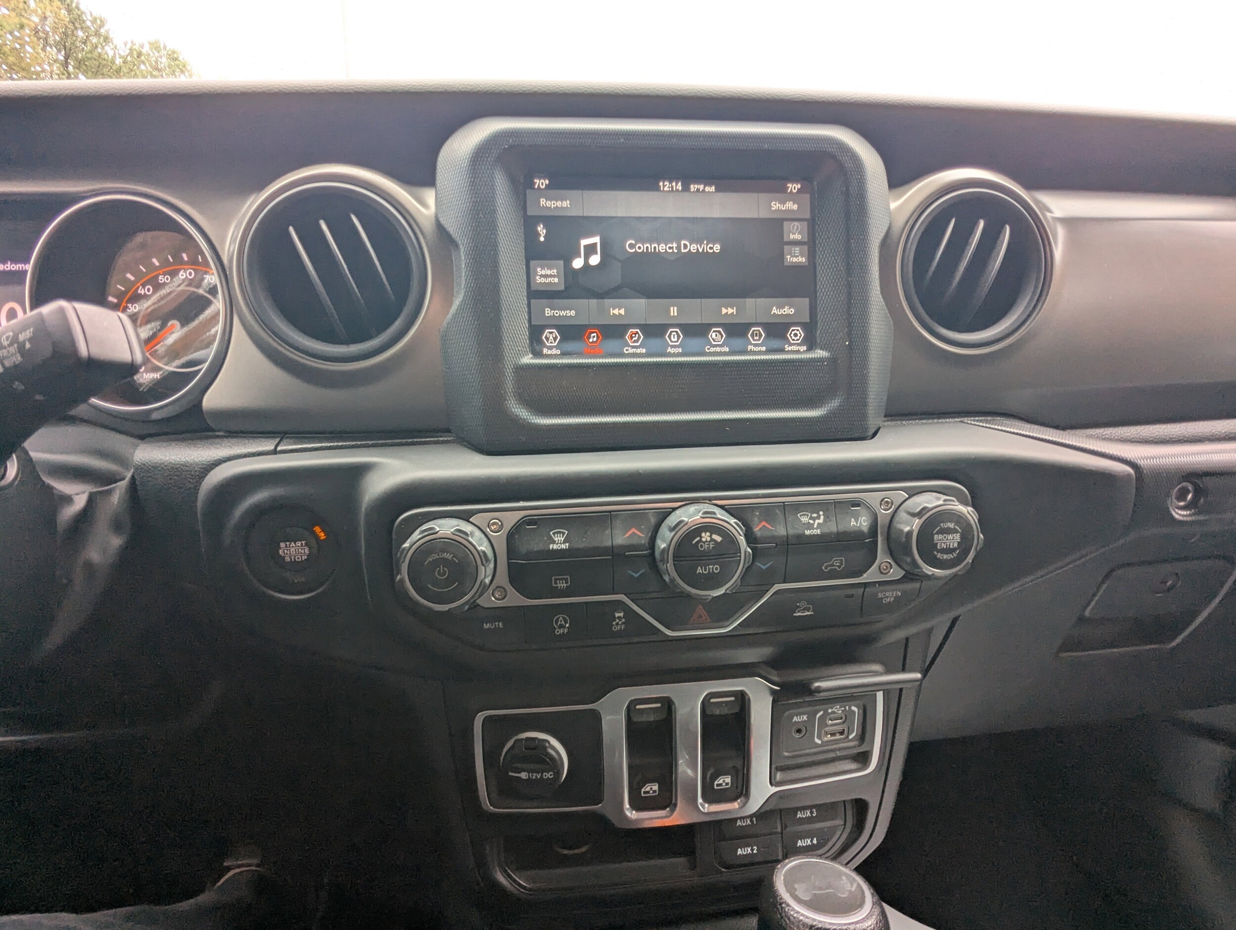 2023 Jeep Wrangler Sport S photo 3