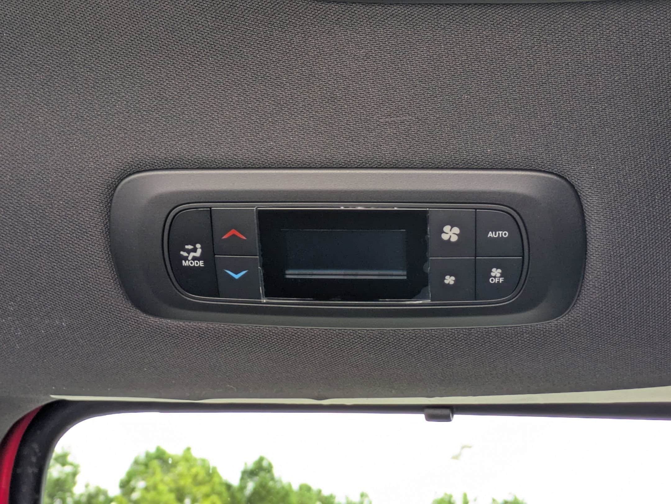 2026 Chrysler Pacifica Select - Photo 21