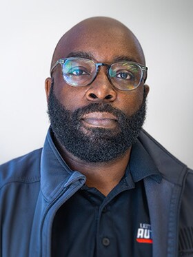 Staff member Dexter Demery from ID_be91d9201869