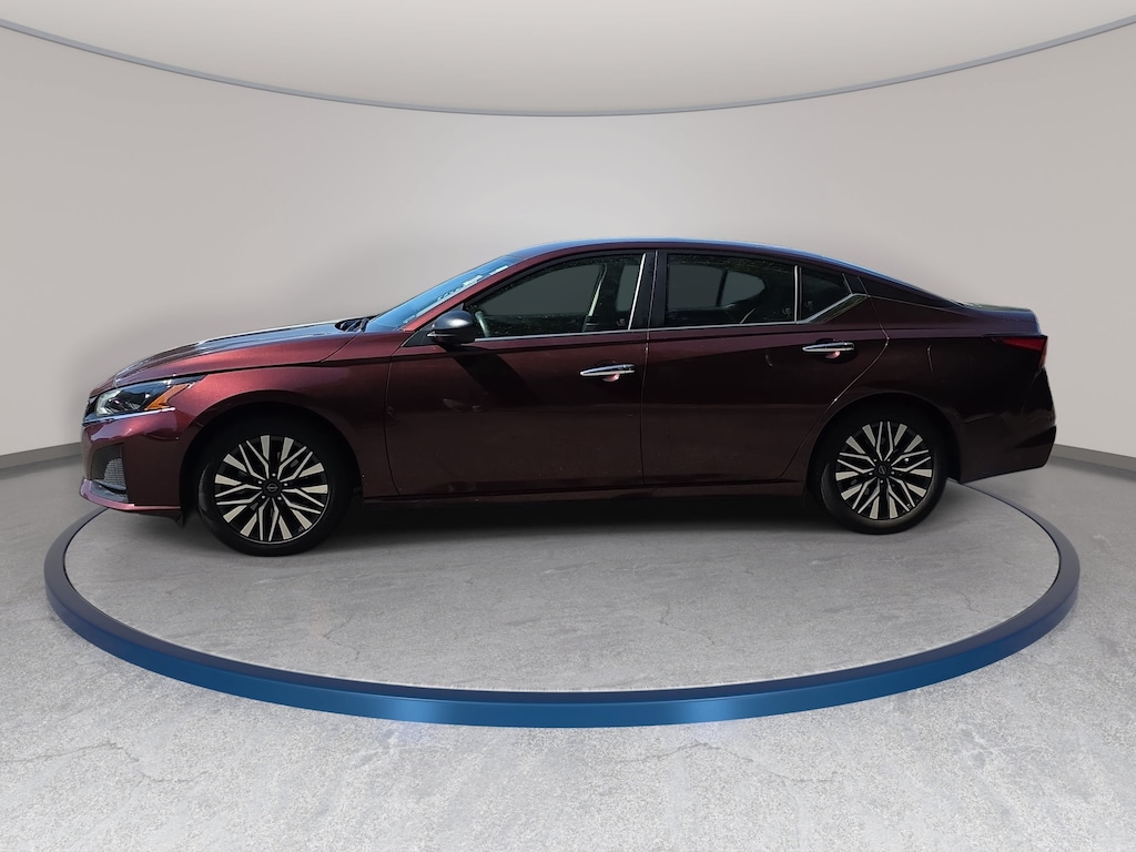 Used 2025 Nissan Altima SV SV FWD