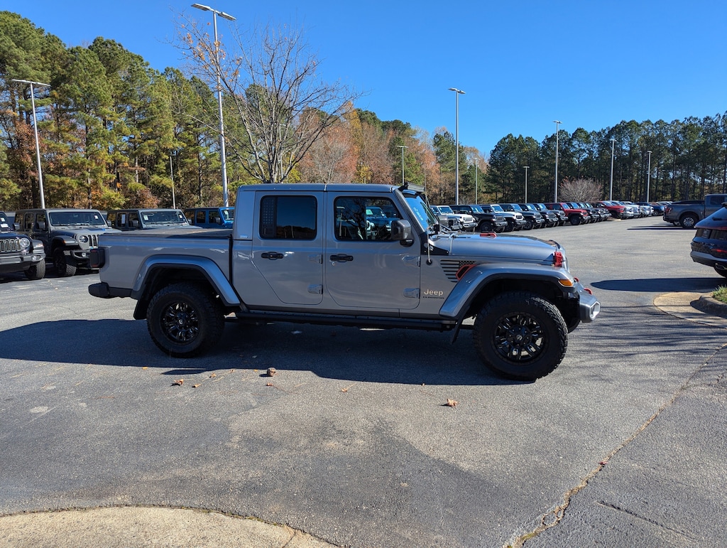 Used 2020 Jeep Gladiator Overland Overland 4x4