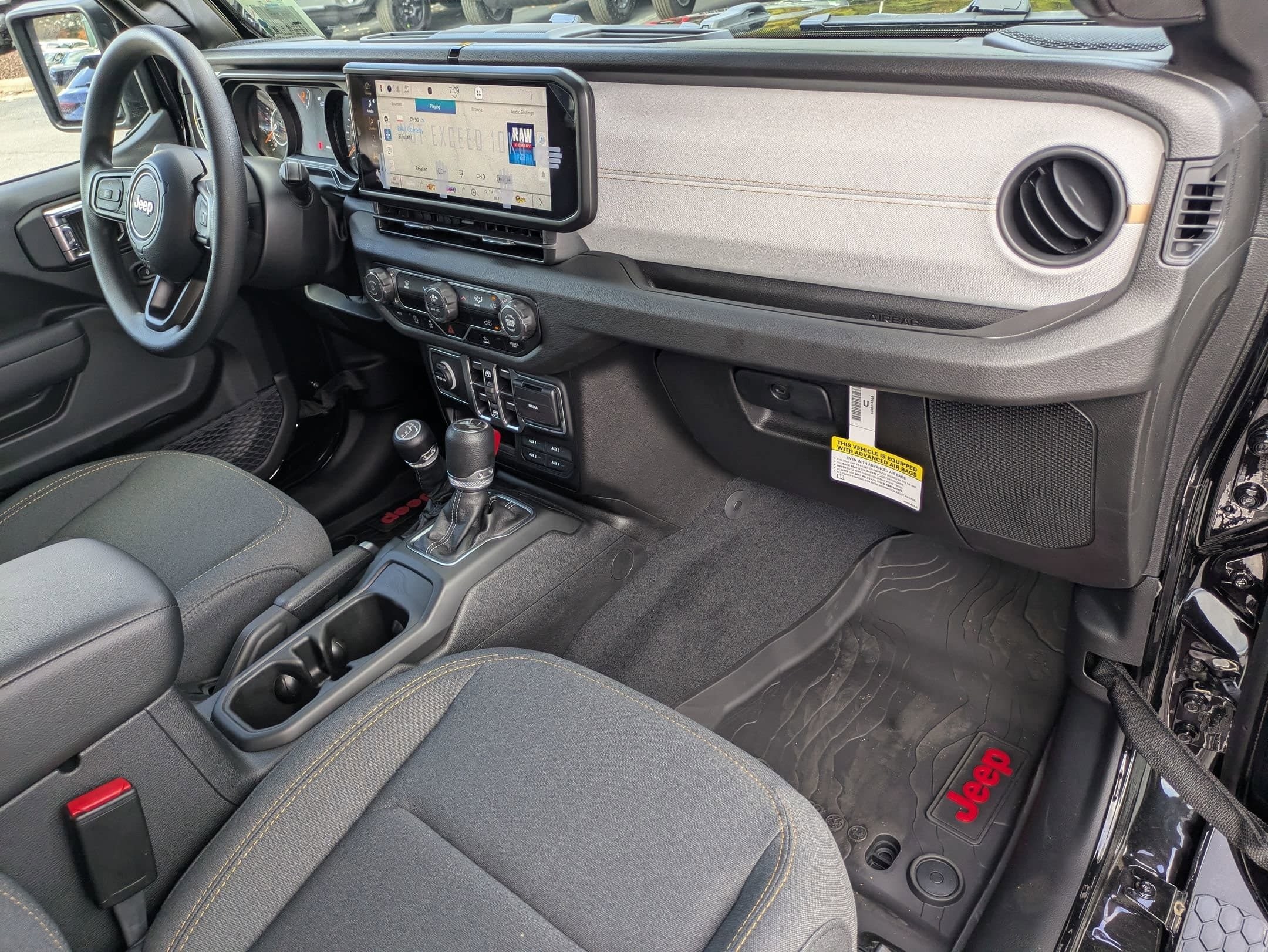 2026 Jeep Wrangler 4-Door Sport - Photo 25