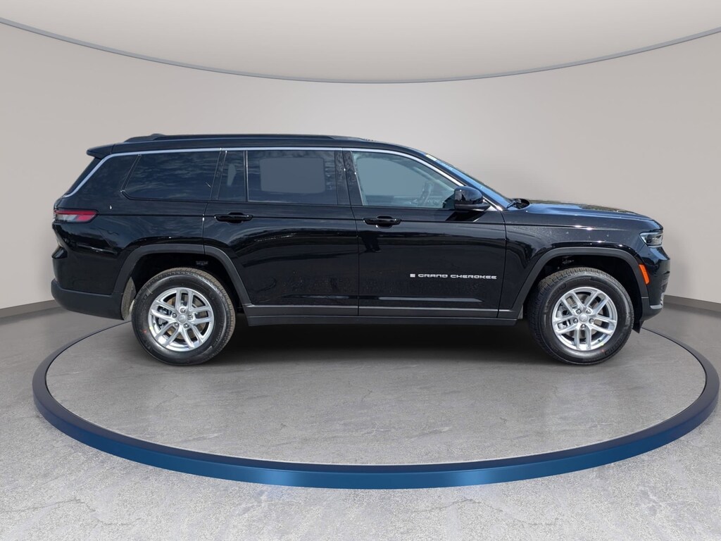 New 2026 Jeep Grand Cherokee L LAREDO X 4X4 Sport Utility
