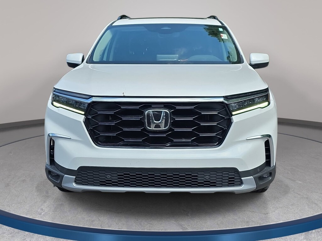 Used 2023 Honda Pilot Touring Touring 2WD