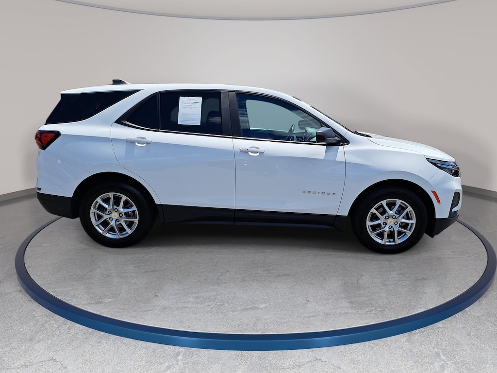 Used 2022 Chevrolet Equinox LS FWD LS w/1LS