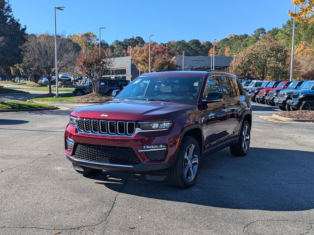 New 2025 Jeep Grand Cherokee LIMITED 4X4 Sport Utility