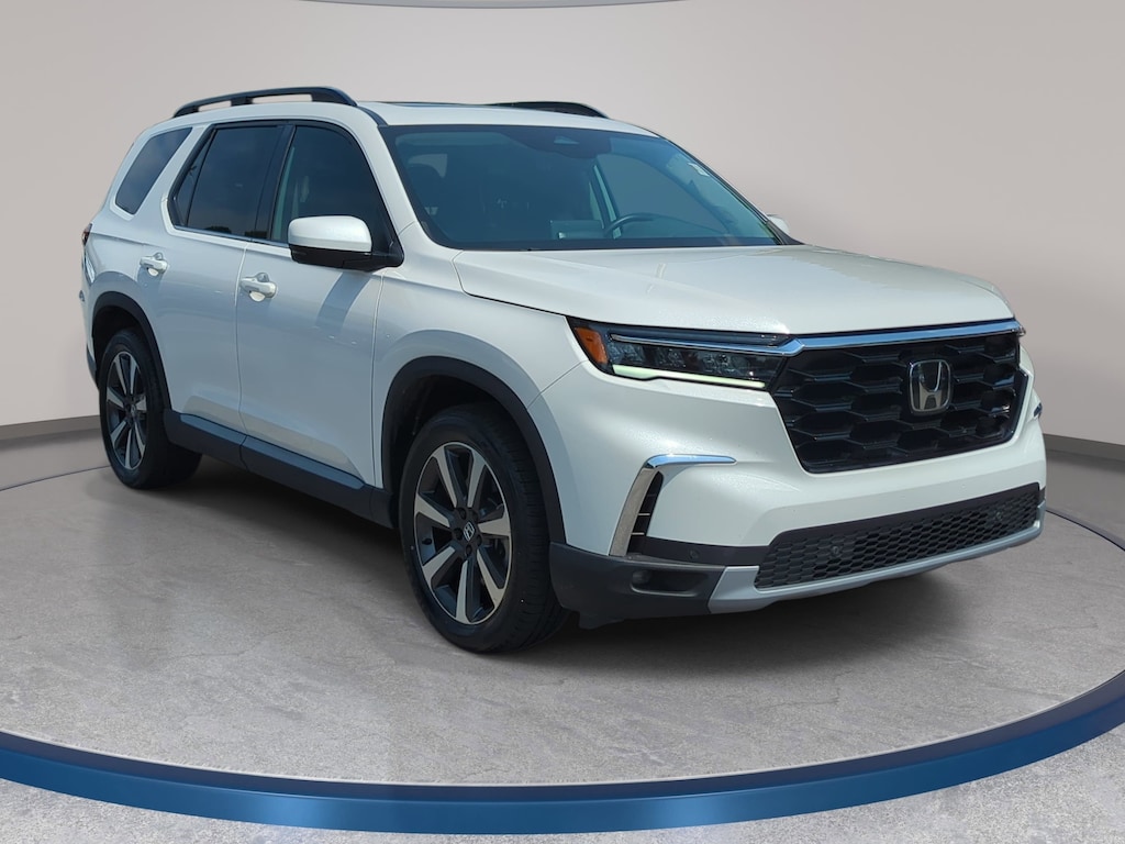 Used 2023 Honda Pilot Touring Touring 2WD