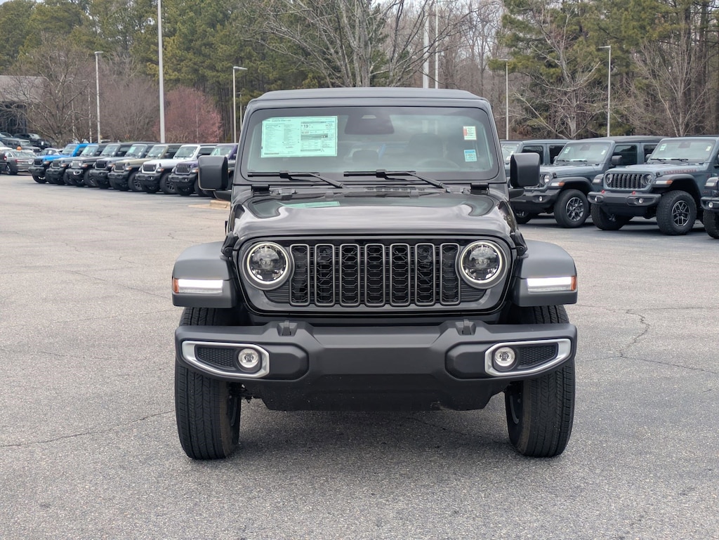 New 2026 Jeep Gladiator SPORT S 4X4 Pickup