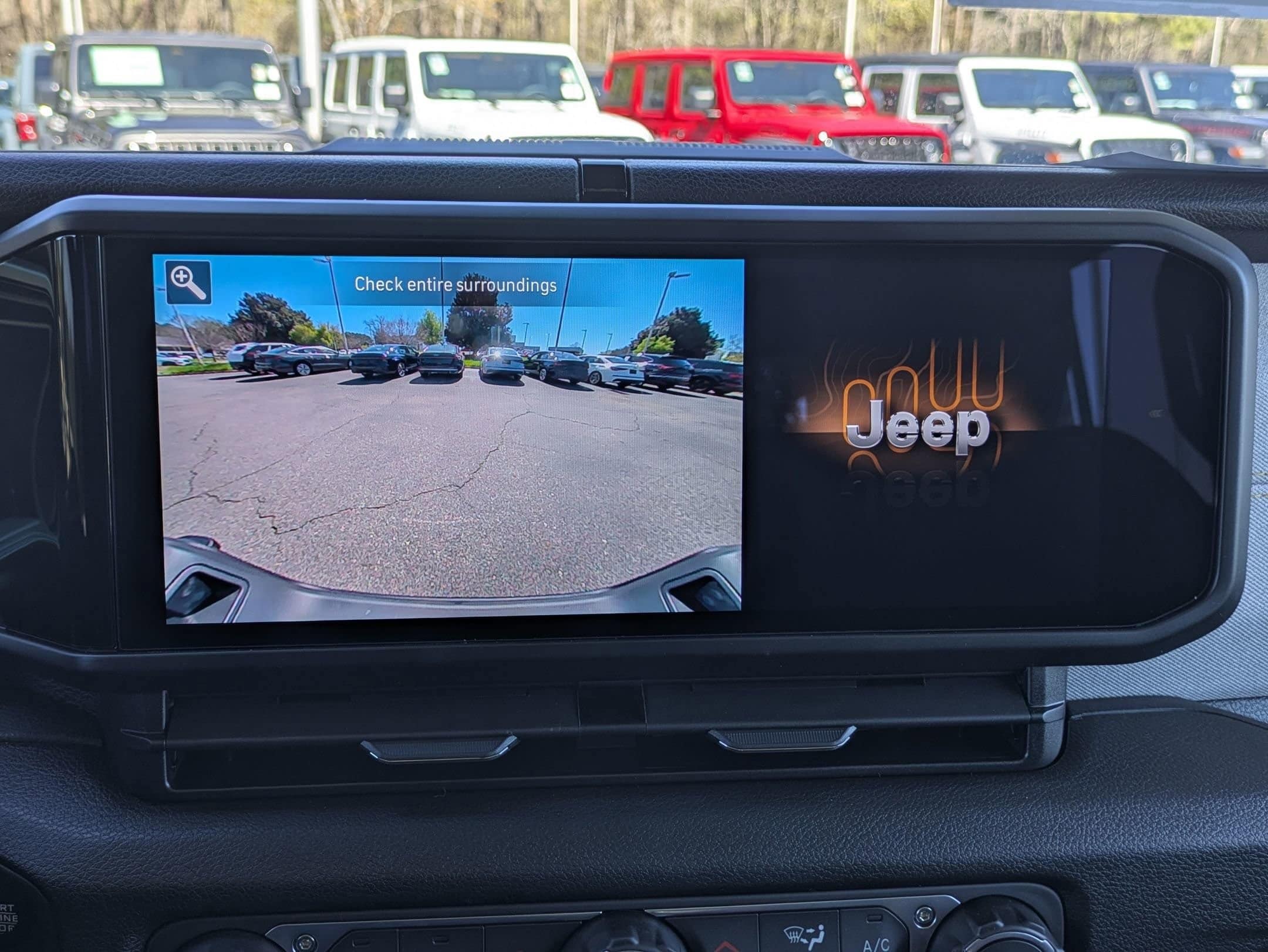 2026 Jeep Gladiator Willys - Photo 13