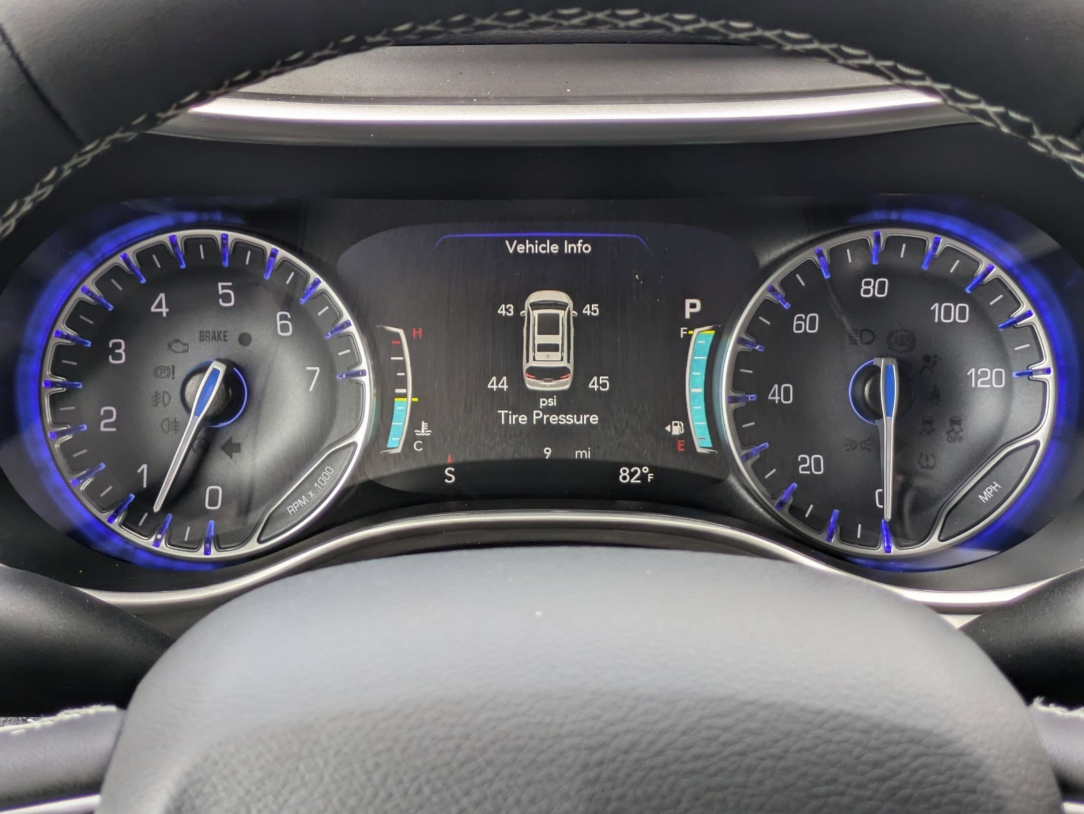 2026 Chrysler Pacifica Select - Photo 10