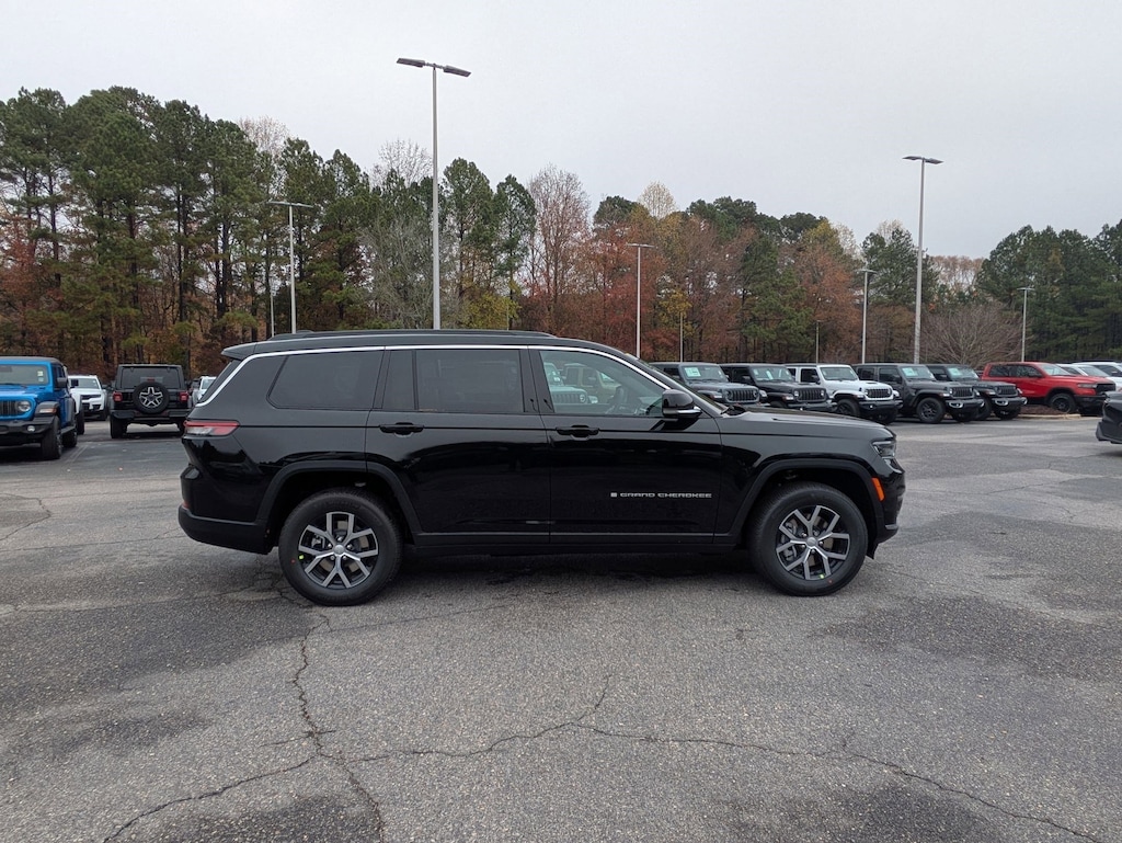 New 2025 Jeep Grand Cherokee L LIMITED 4X4 Sport Utility