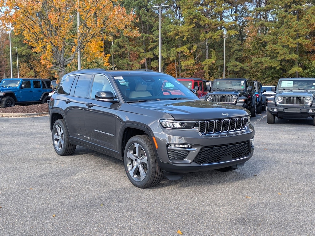 New 2025 Jeep Grand Cherokee LIMITED 4X4 Sport Utility
