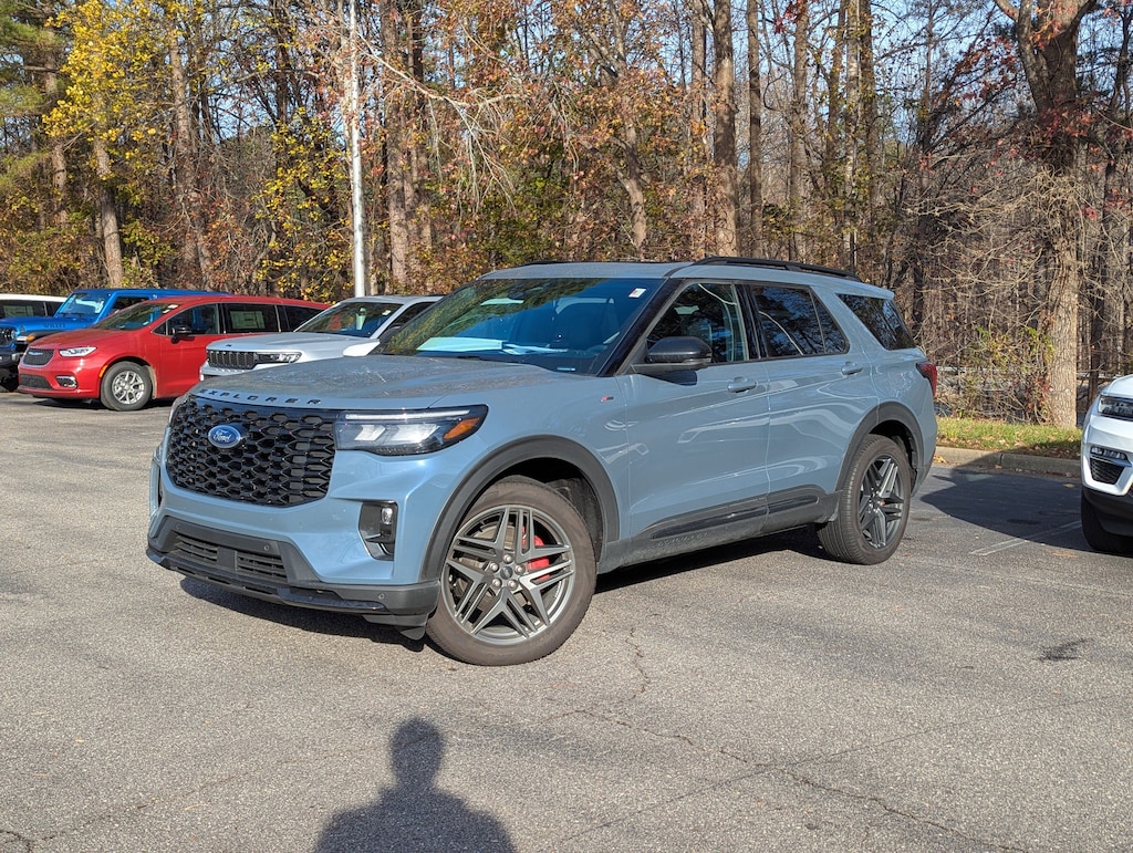 Used 2025 Ford Explorer ST-Line ST-Line 4WD