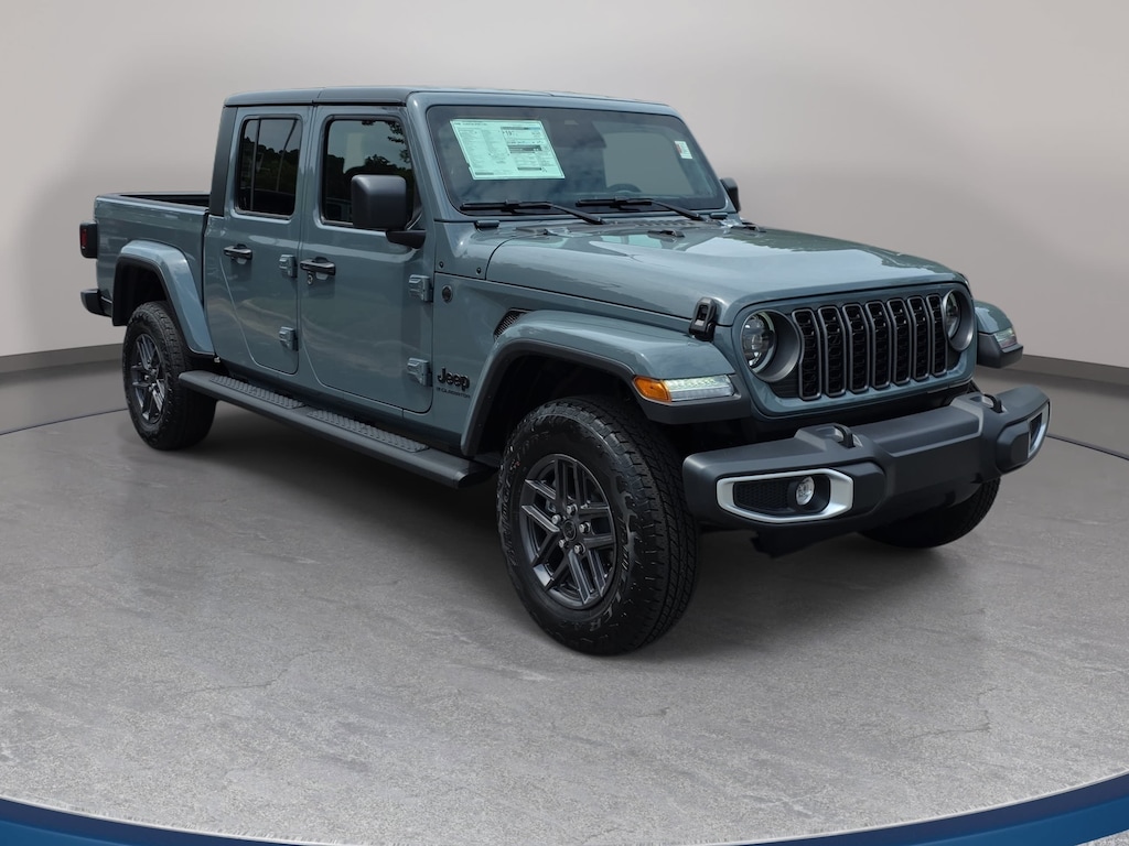 New 2026 Jeep Gladiator SPORT S 4X4 Pickup