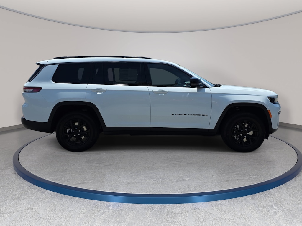 New 2026 Jeep Grand Cherokee L LAREDO ALTITUDE 4X4 Sport Utility