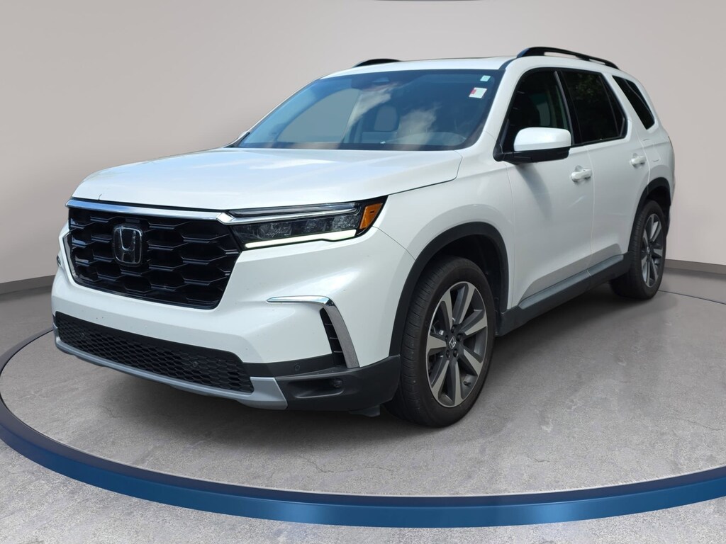 Used 2023 Honda Pilot Touring Touring 2WD
