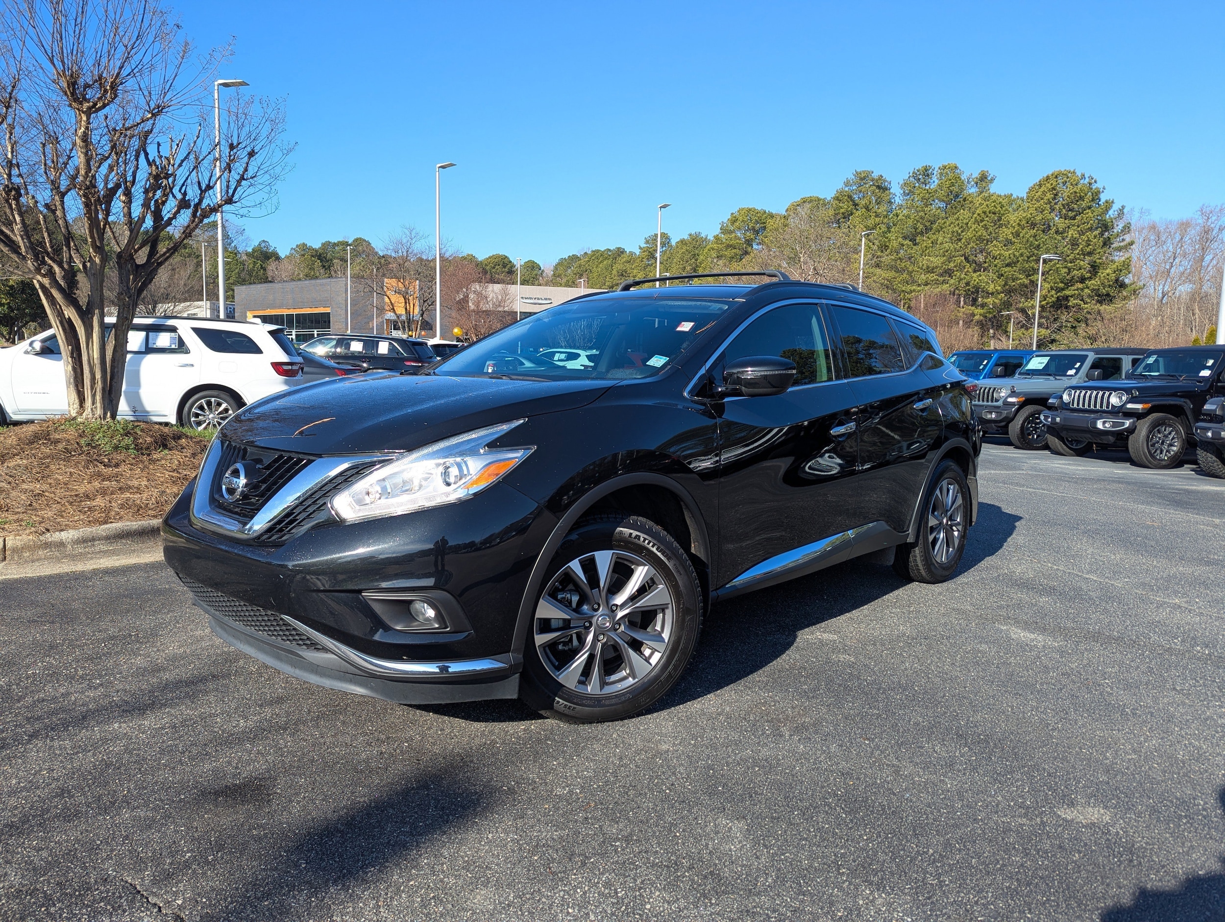 2017 Nissan Murano SV's photo